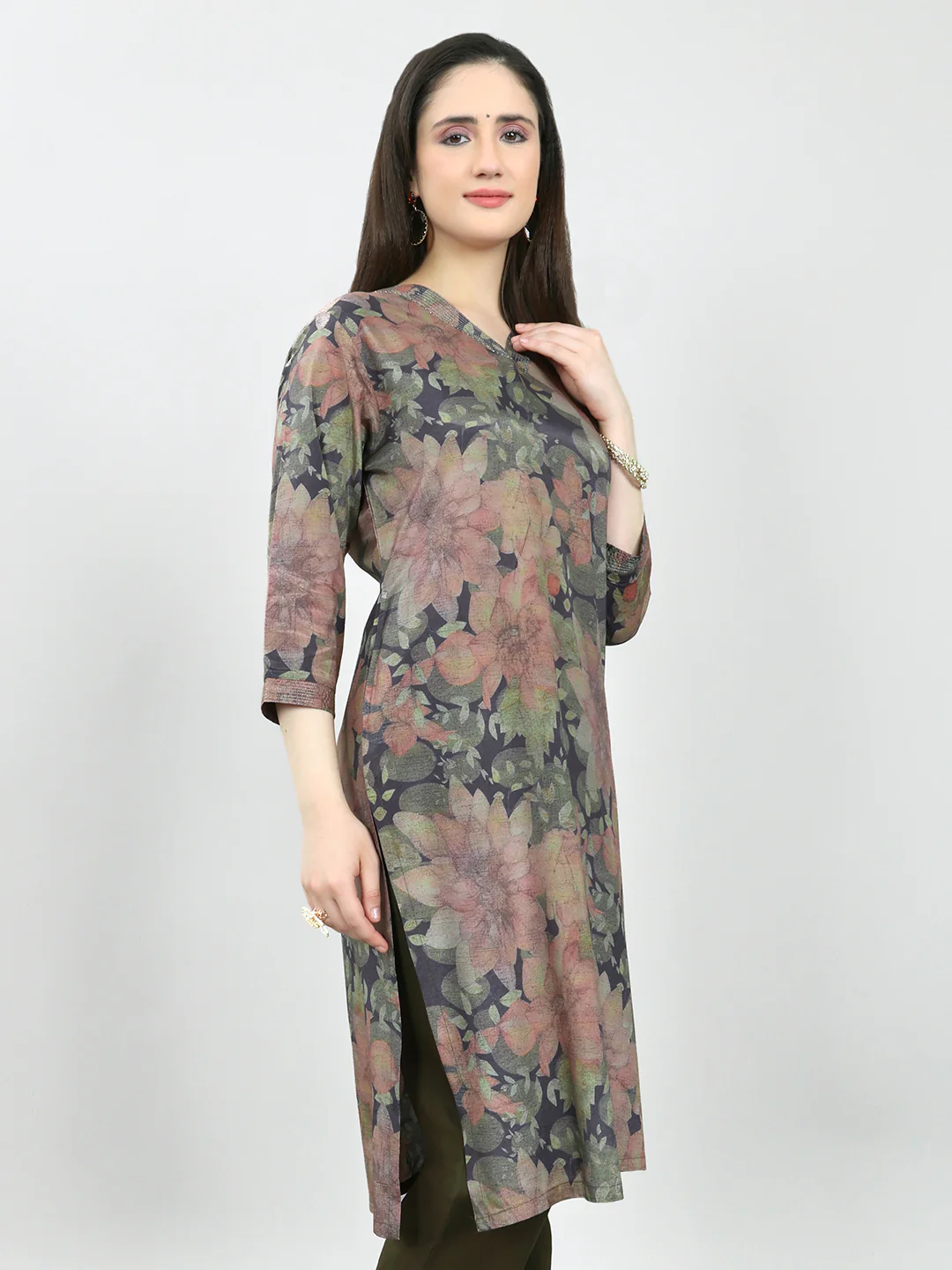 Women Olive Printed V Neck 3/4th Sleeve Kurti - Image 3