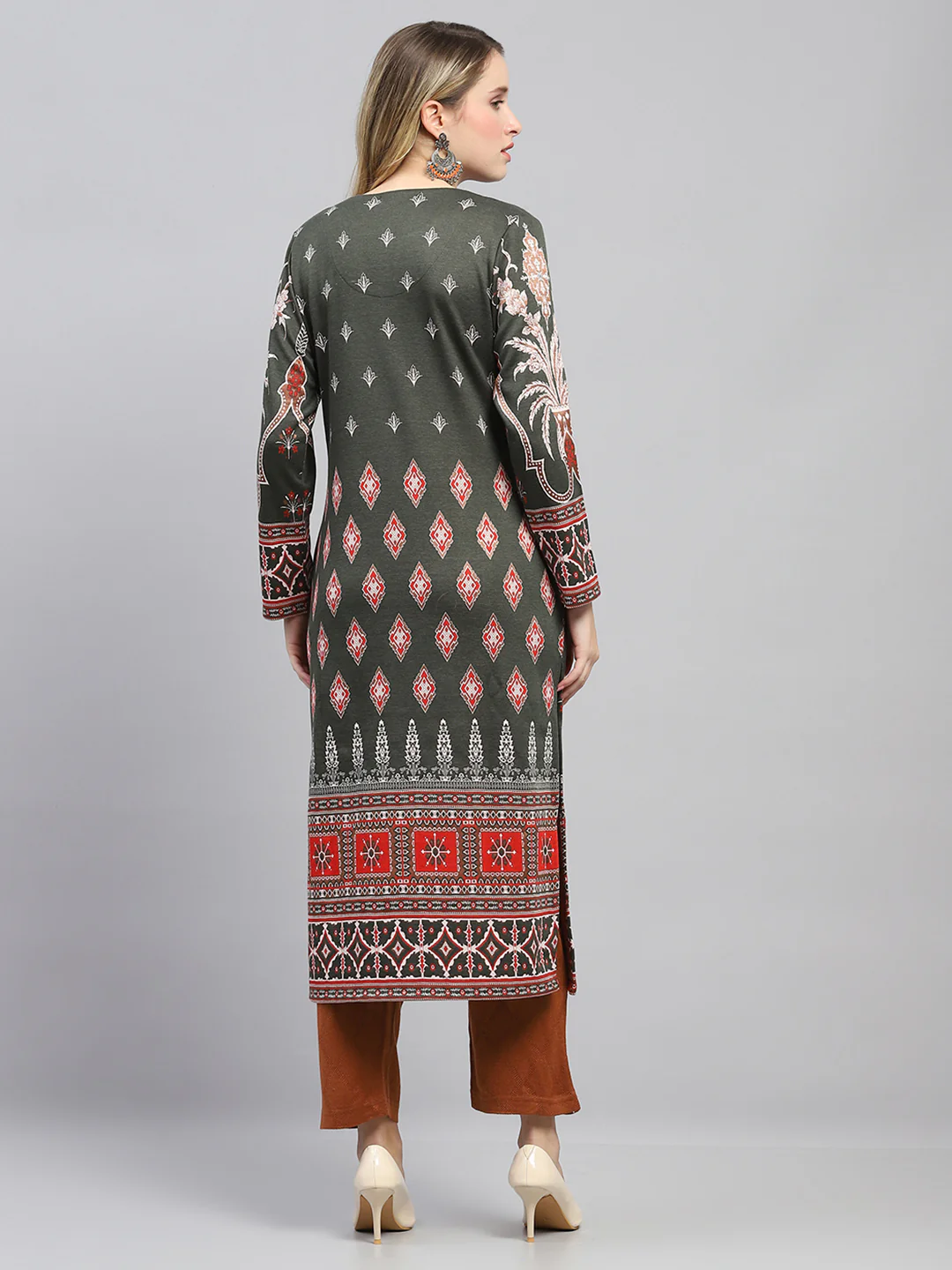 Women Olive Self Design Round Neck Full Sleeve Winter Kurti - Image 5