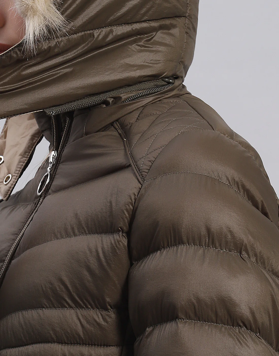 Women Olive Solid Hooded Full Sleeve Jacket - Image 7
