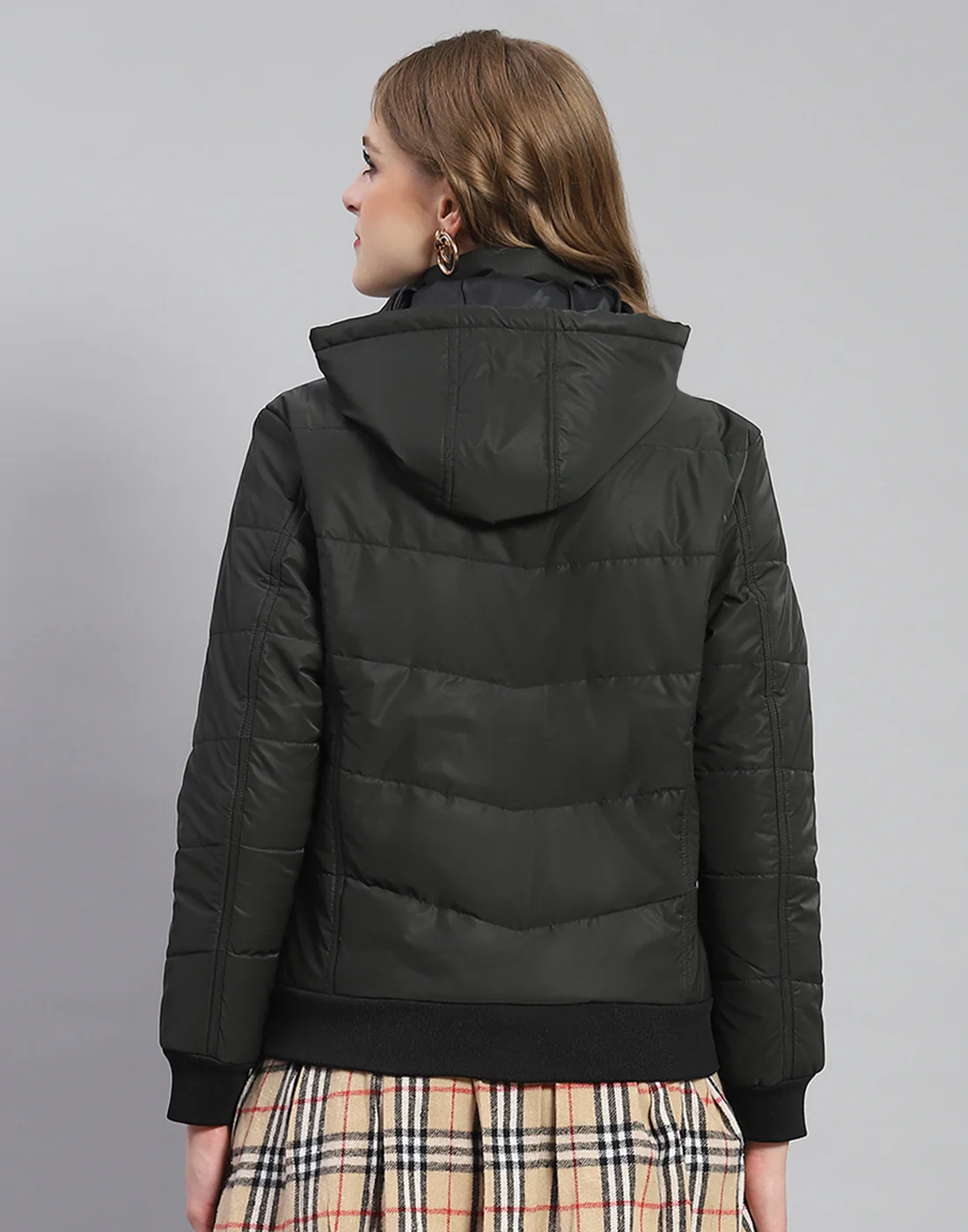 Women Olive Solid Hooded Full Sleeve Jacket - Image 5