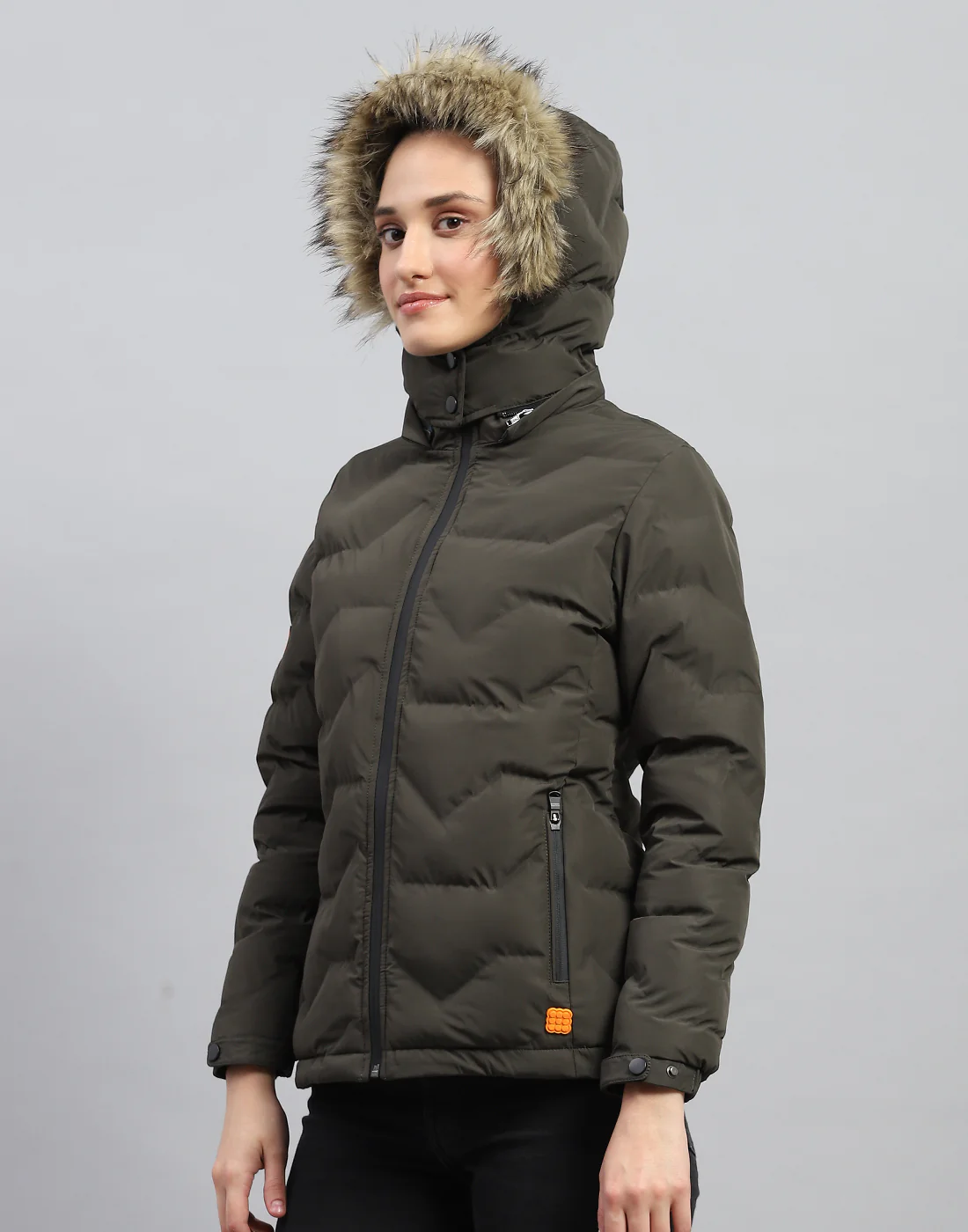 Rock.it Women Olive Solid Hooded Full Sleeve Heating Jacket - Image 7