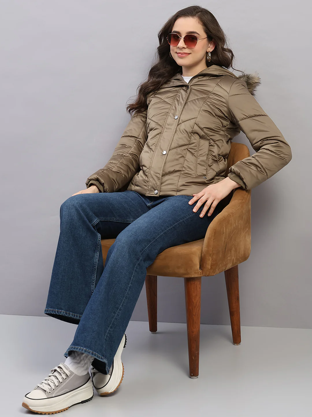 Women Olive Solid Hooded Full Sleeve Jacket - Image 2