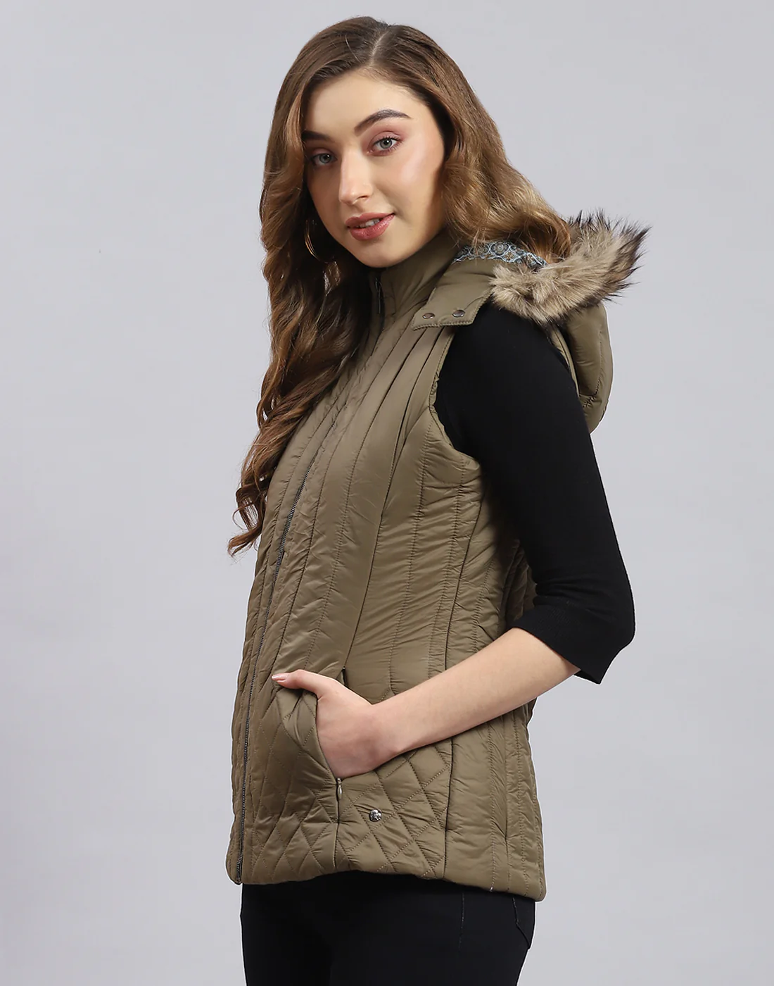 Women Olive Solid Hooded Sleeveless Jacket - Image 3
