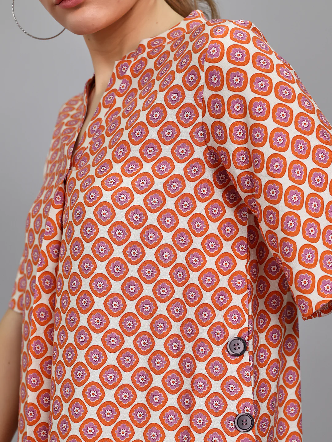 Women Orange Printed V Neck 3/4th Sleeve Top - Image 5