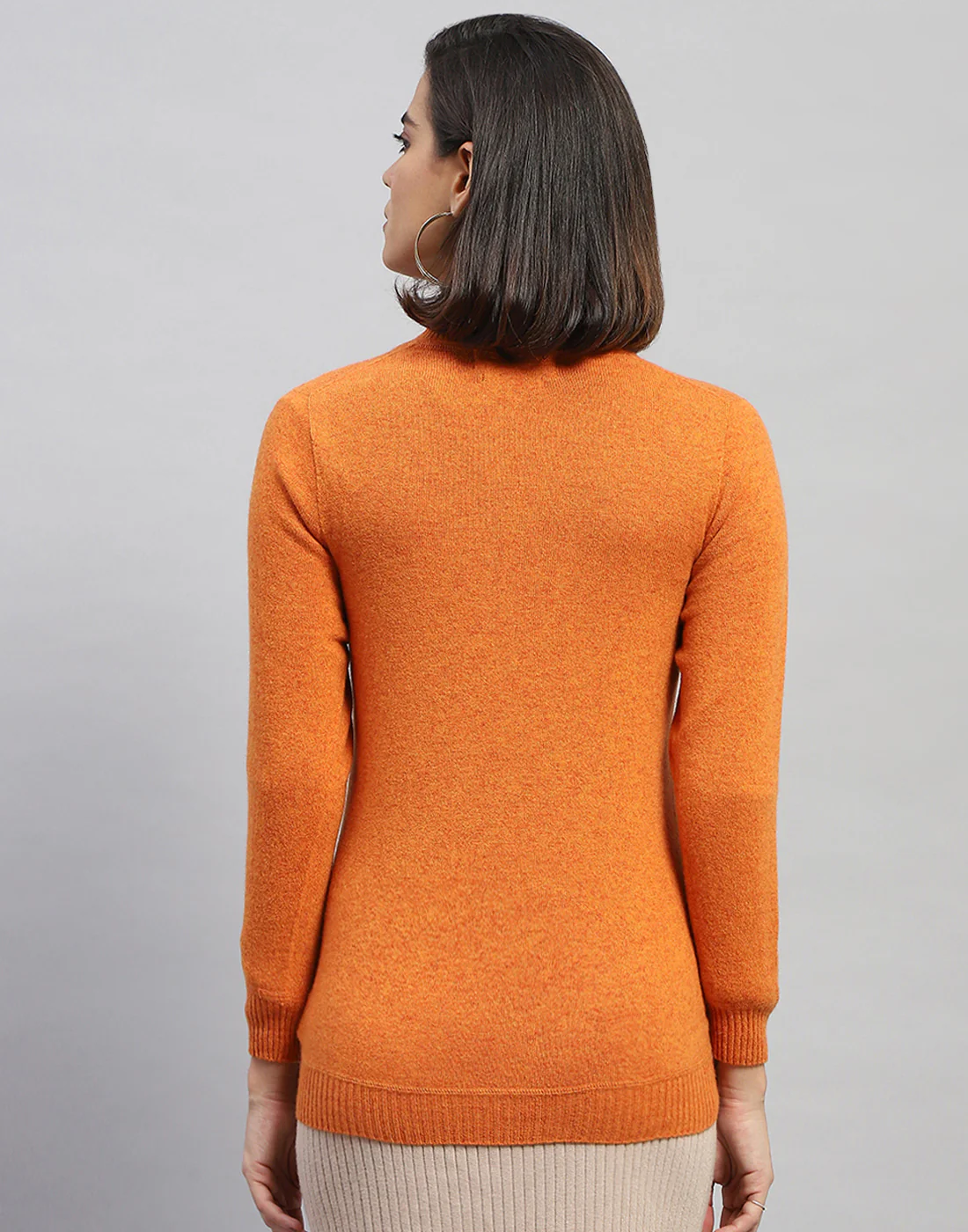 Women Orange Solid V Neck Full Sleeve Cardigan - Image 5
