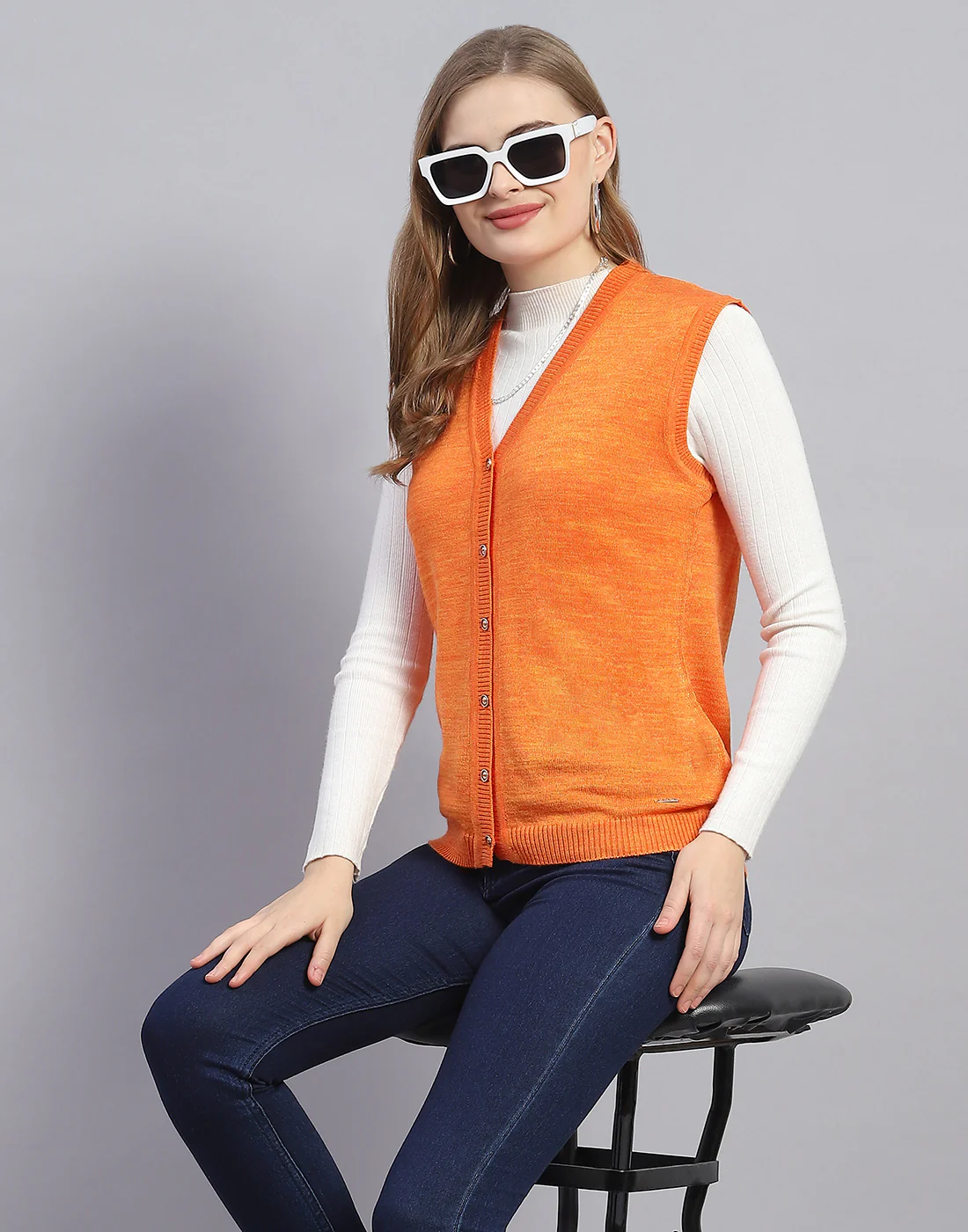Women Orange Solid V Neck Sleeveless Cardigan - Image 6