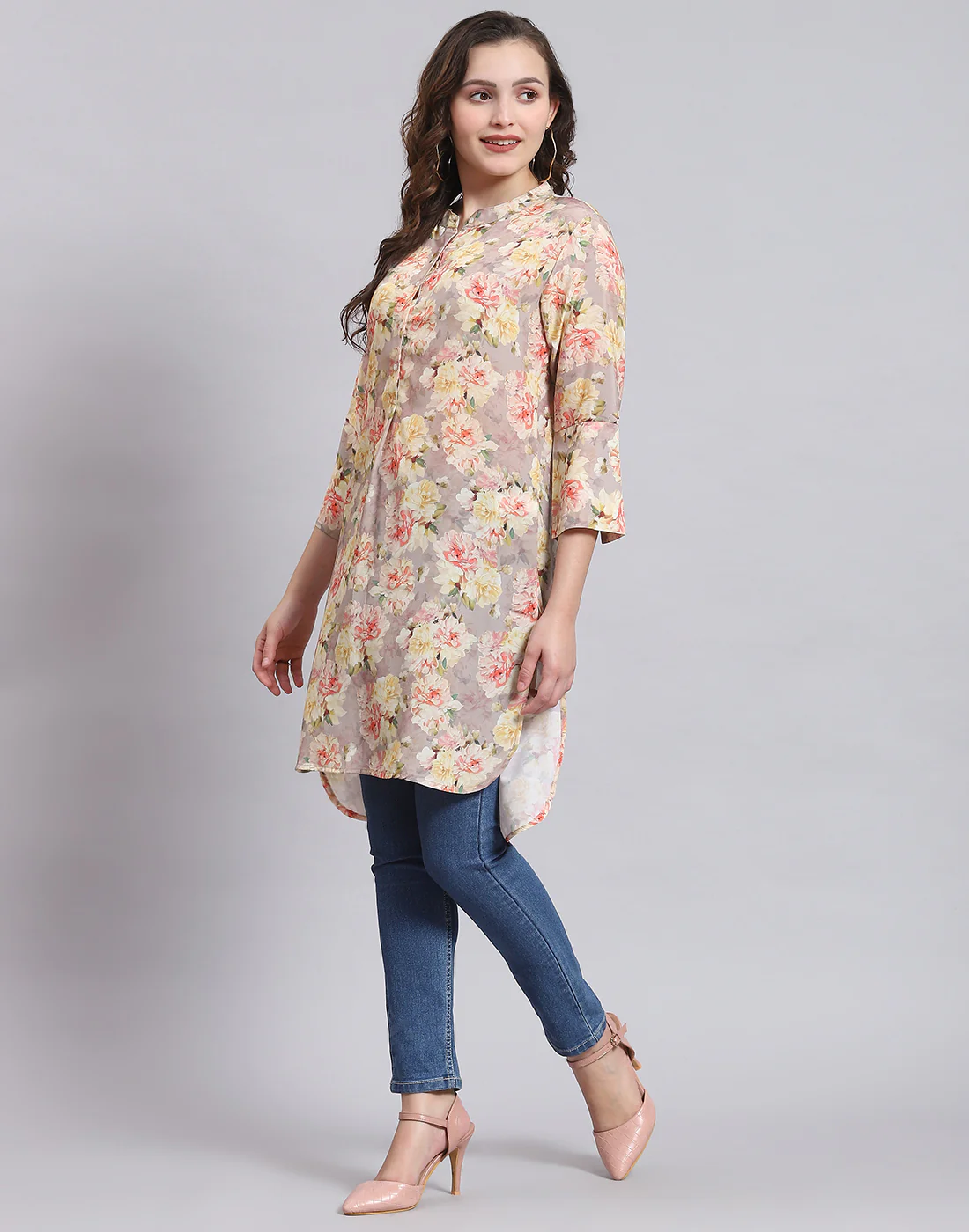 Women Peach Printed Mandarin Collar 3/4 Sleeve Kurti - Image 3
