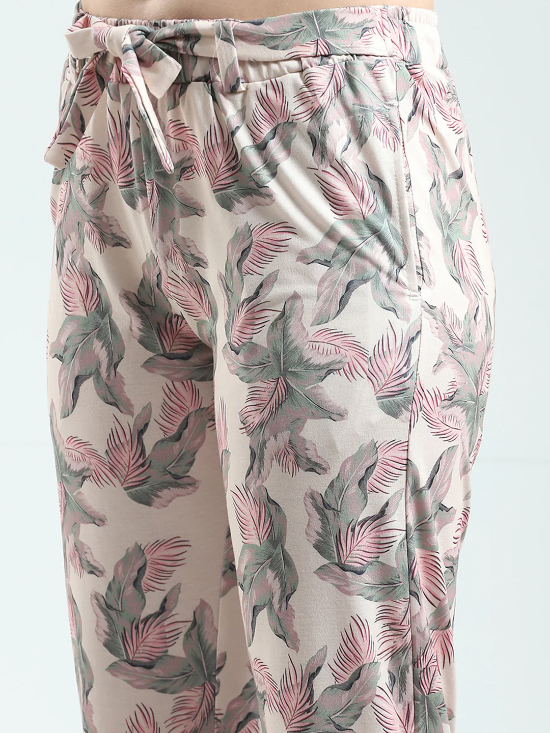 Women Peach Printed Round Neck Half Sleeve Lower Set - Image 9