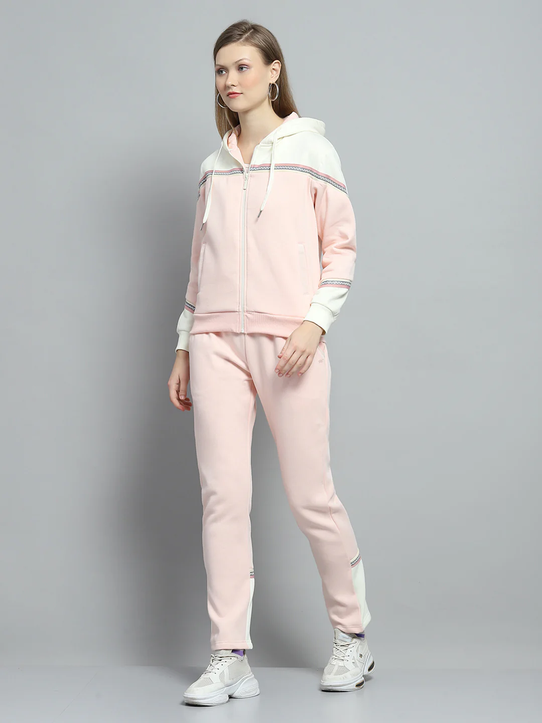 Women Peach Solid Hooded Full Sleeve Tracksuit - Image 3
