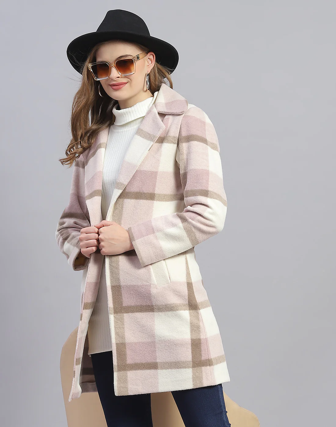 Women Pink Check Lapel Collar Full Sleeve Coat - Image 6
