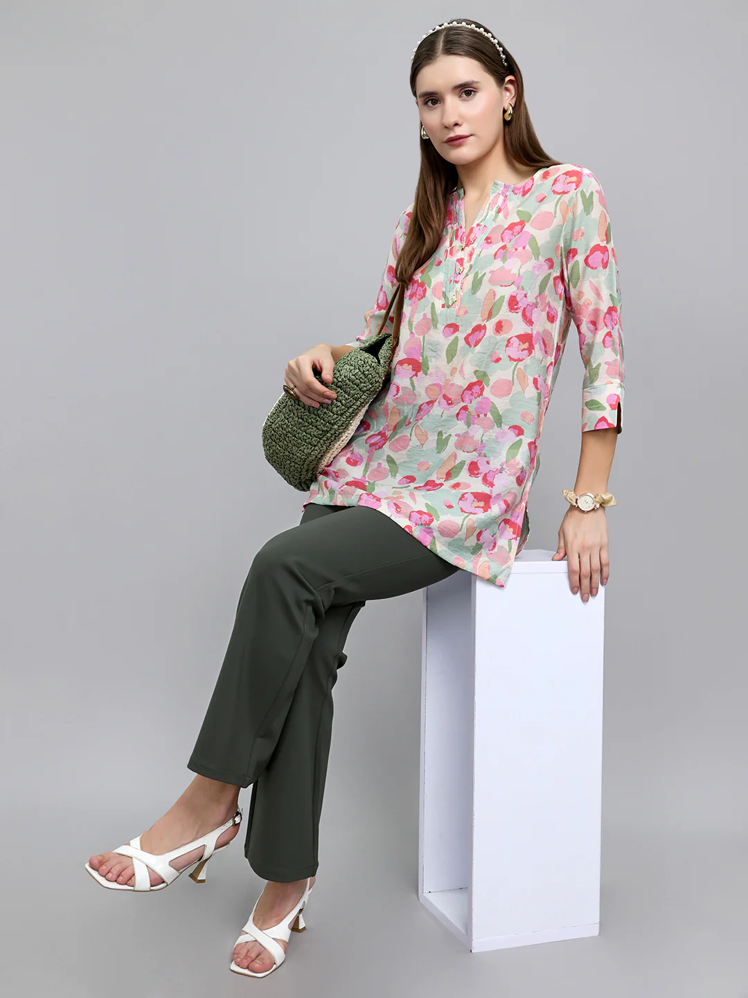 Women Pink Printed Fashion Neck 3/4th Sleeve Kurti - Image 6