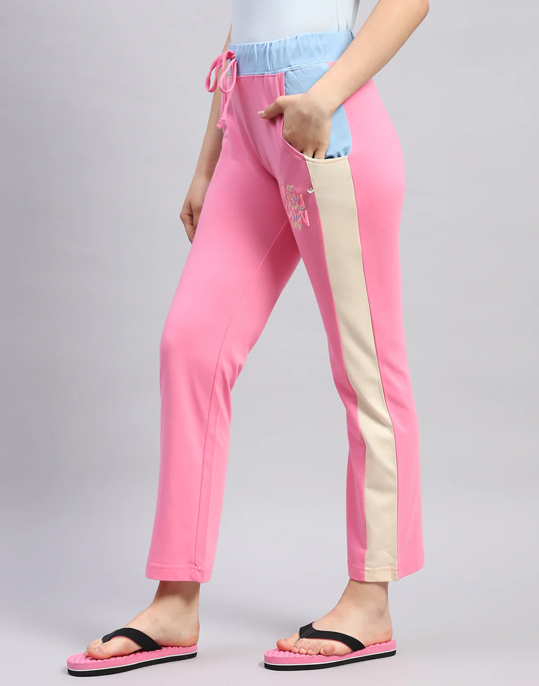 Women Pink Printed Regular Fit Lower - Image 3