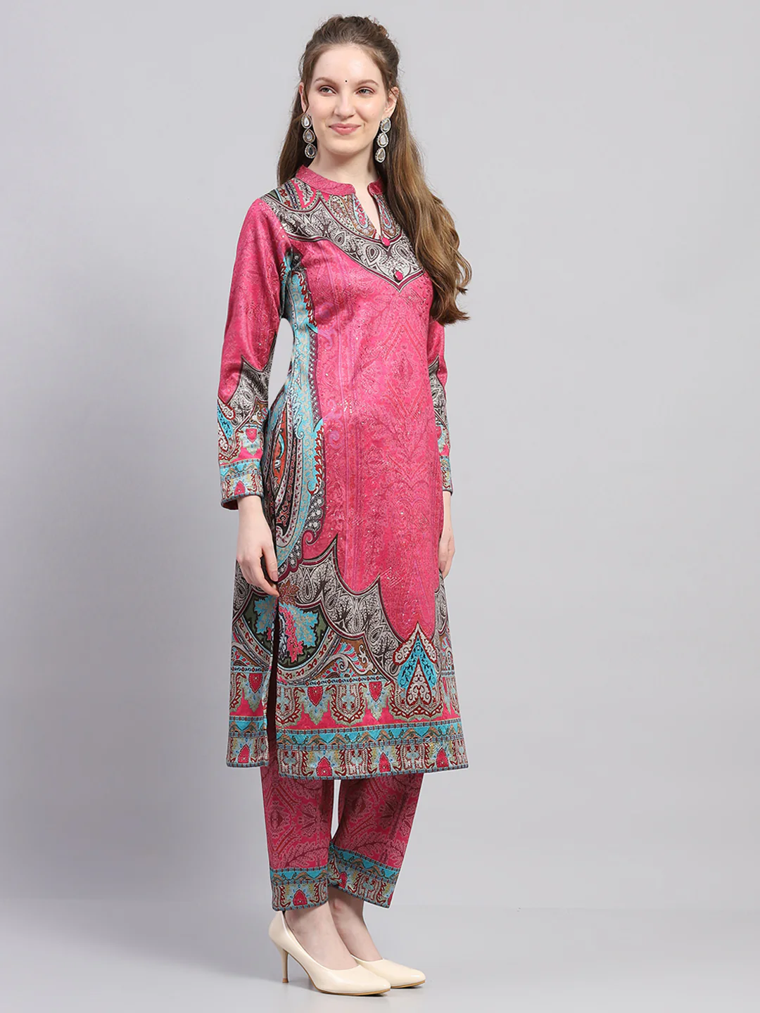 Women Pink Printed Round Neck Full Sleeve Kurti Set for Winter - Image 5