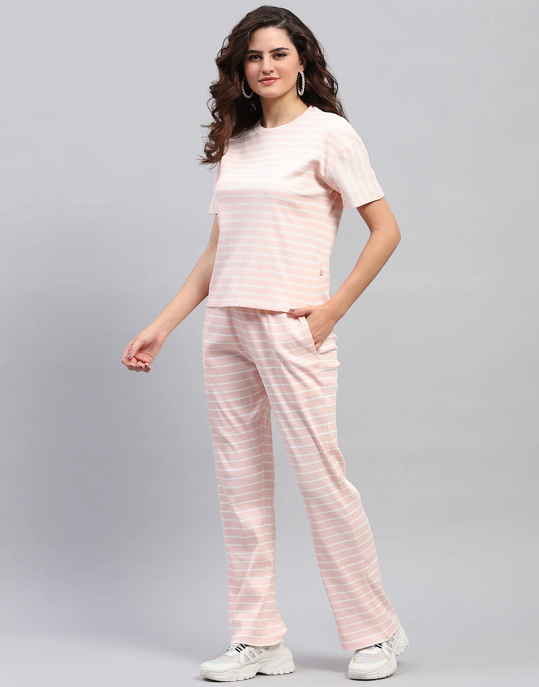Women Pink Printed Round Neck Half Sleeve Cords Set - Image 4