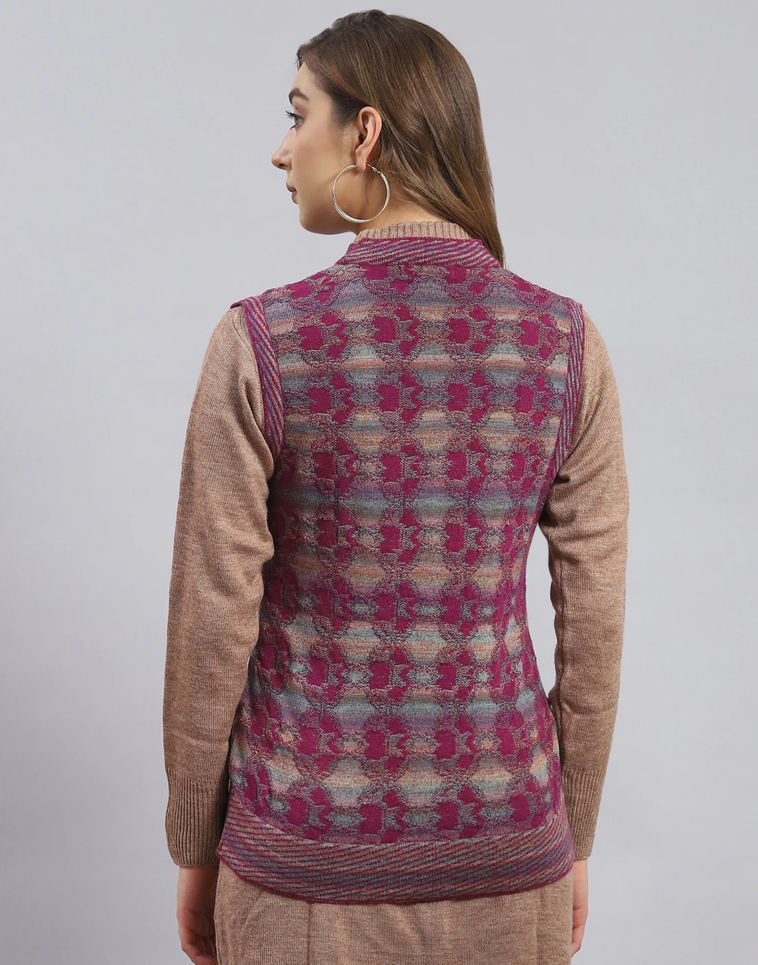 Women Pink Self Design V Neck Sleeveless Sweater - Image 5