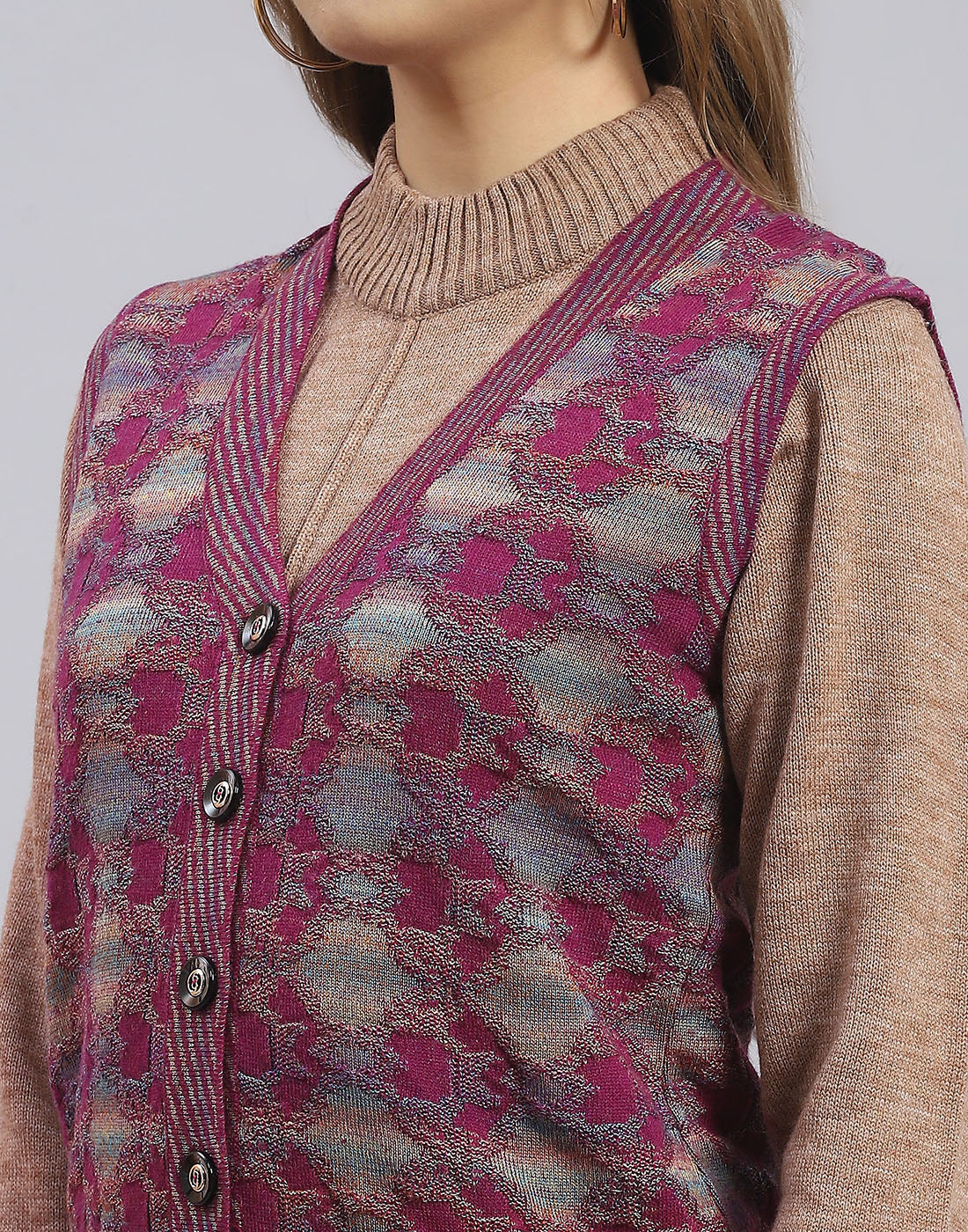 Women Pink Self Design V Neck Sleeveless Sweater - Image 6
