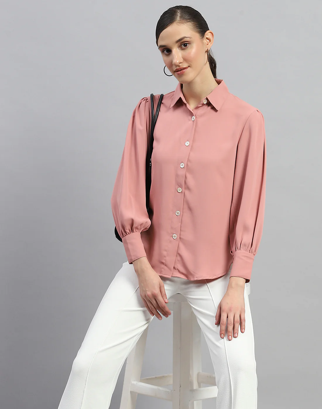 Women Pink Solid Collar Full Sleeve Winter Top - Image 6
