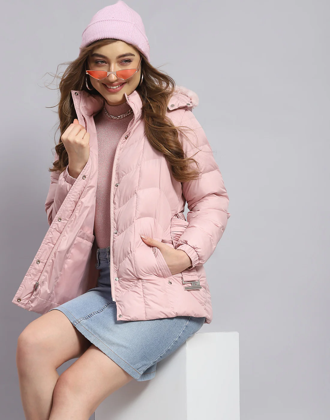 Women Pink Solid Hooded Full Sleeve Jacket - Image 6