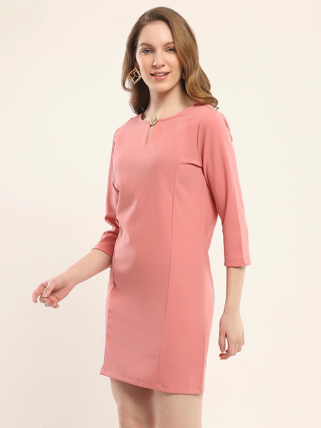 Women Pink Solid Round Neck 3/4th Sleeve Tunic - Image 3