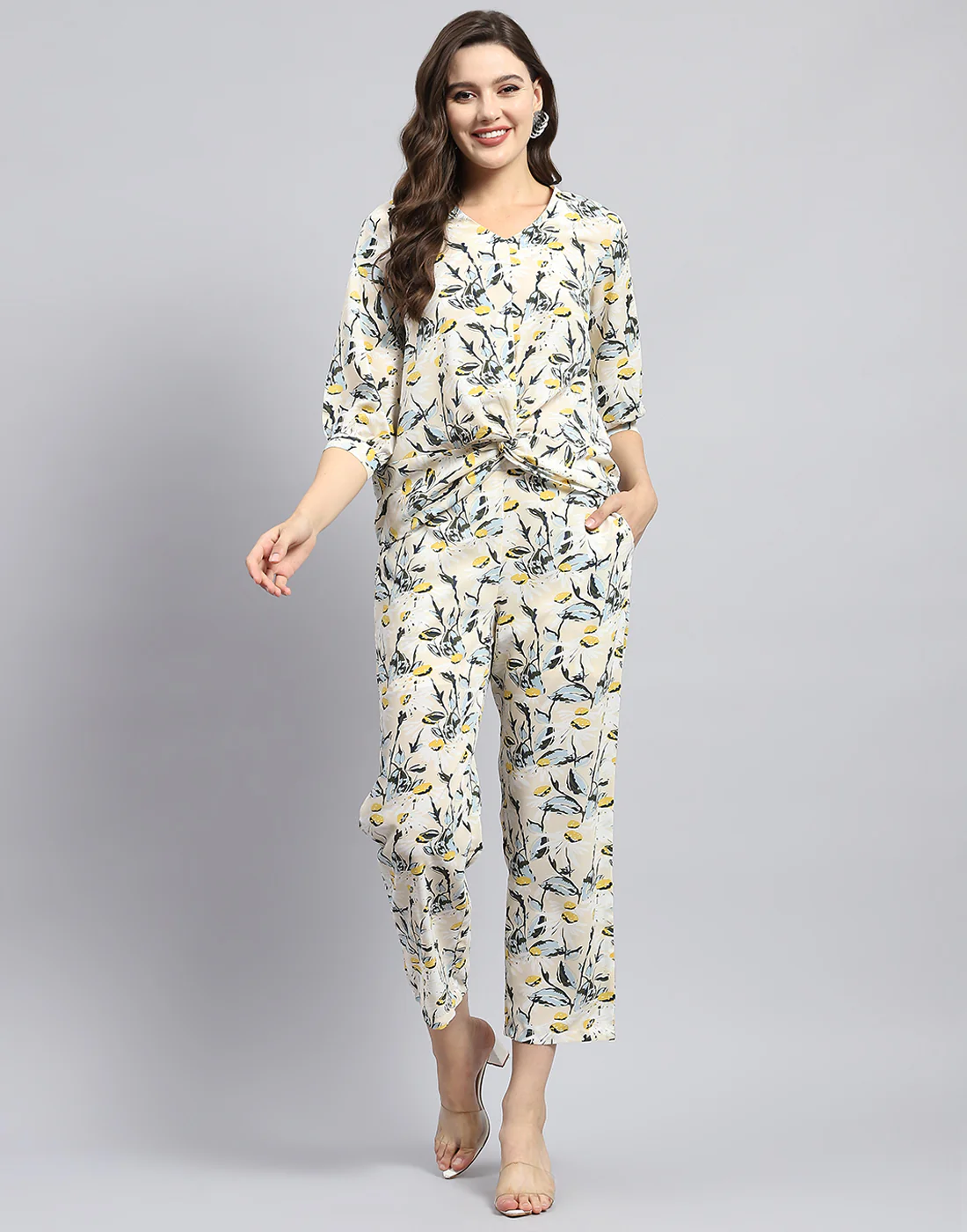 Women Pink & Yellow Floral Print V Neck 3/4 Sleeve Cords Set - Image 3