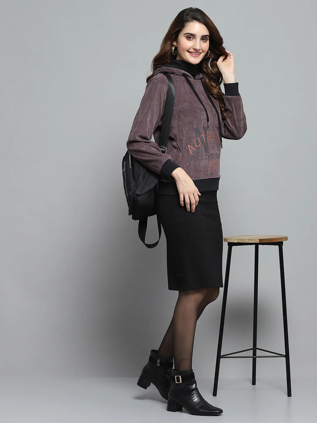 Women Purple Printed Hooded Full Sleeve Sweatshirt - Image 2