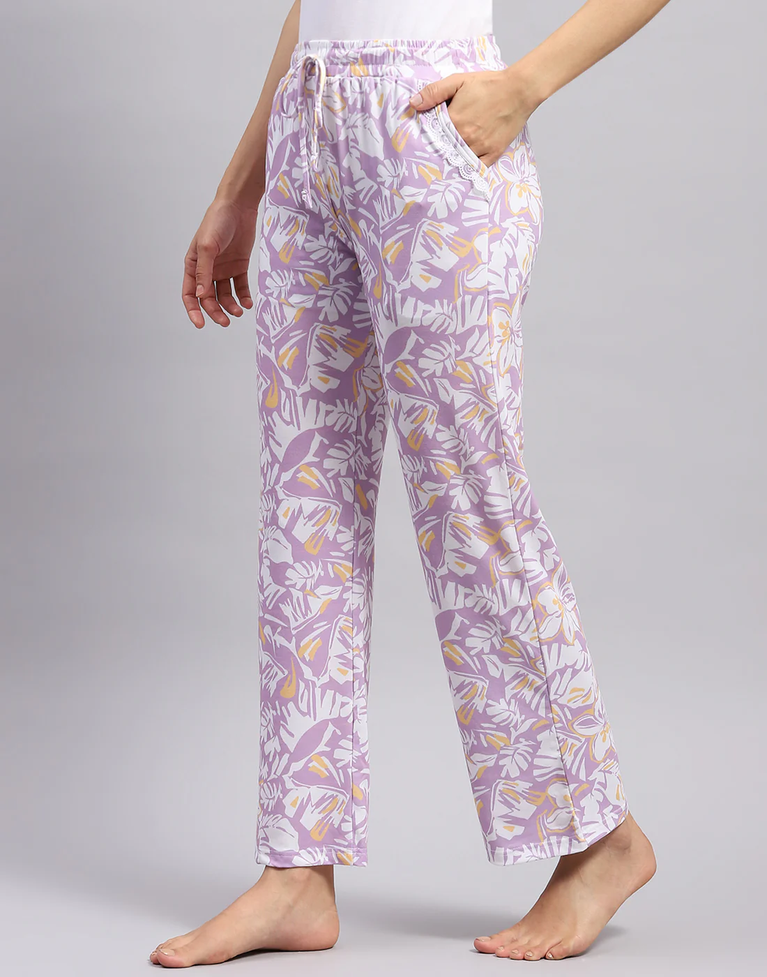Women Purple Printed Regular Fit Lower - Image 3