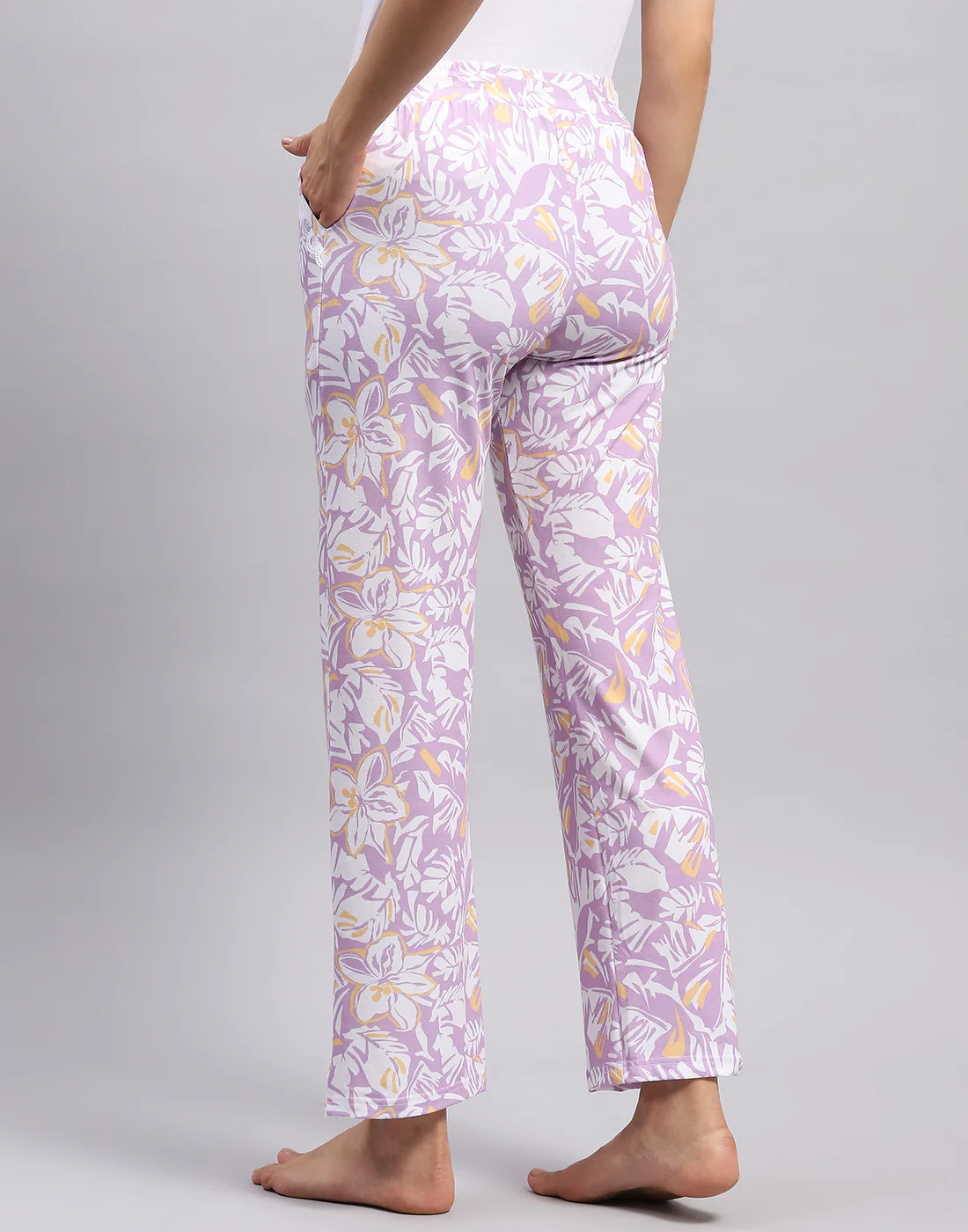 Women Purple Printed Regular Fit Lower - Image 5