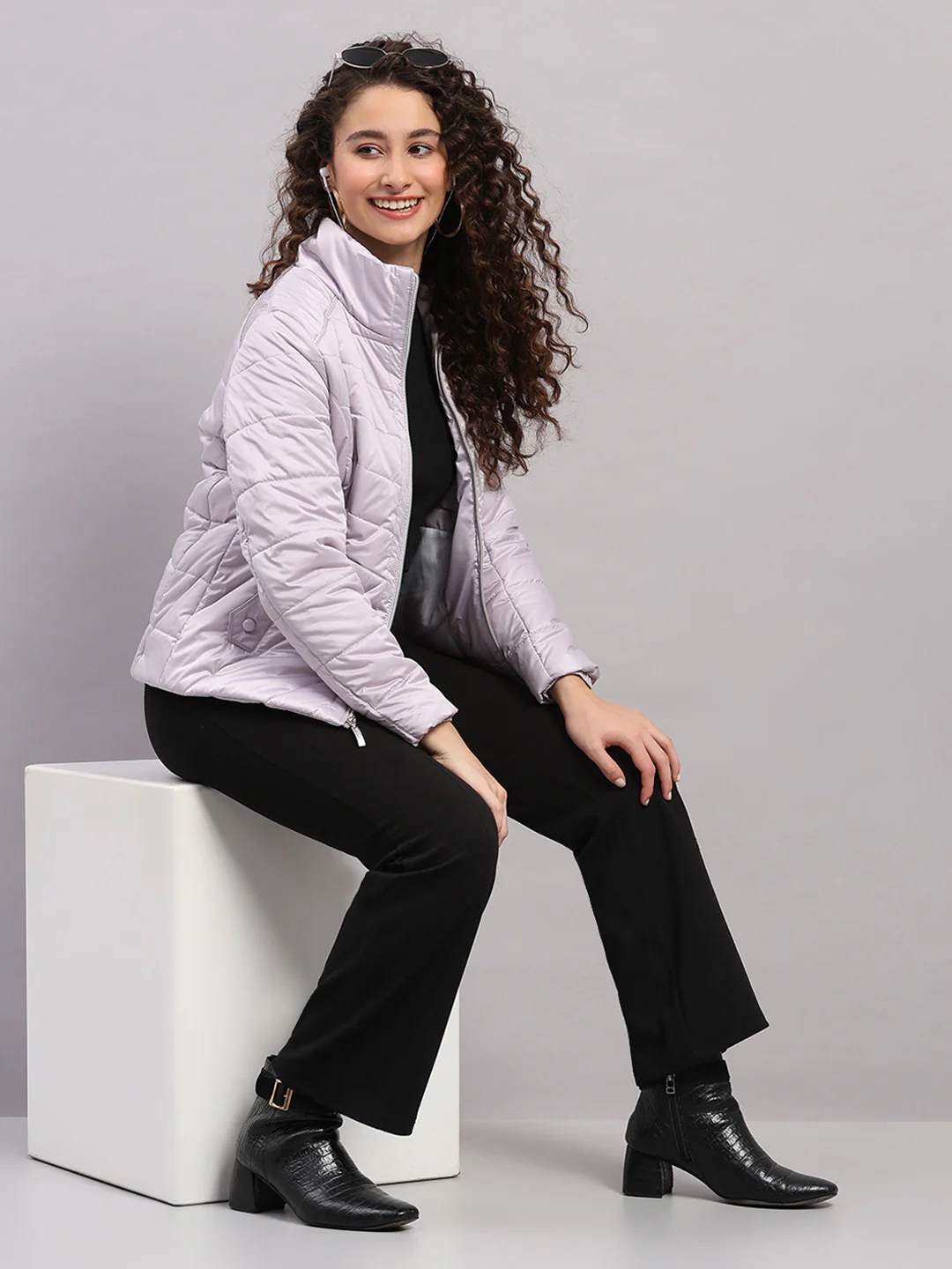 Women Purple Solid Collar Full Sleeve Jacket with Inbuilt Earphones - Image 2