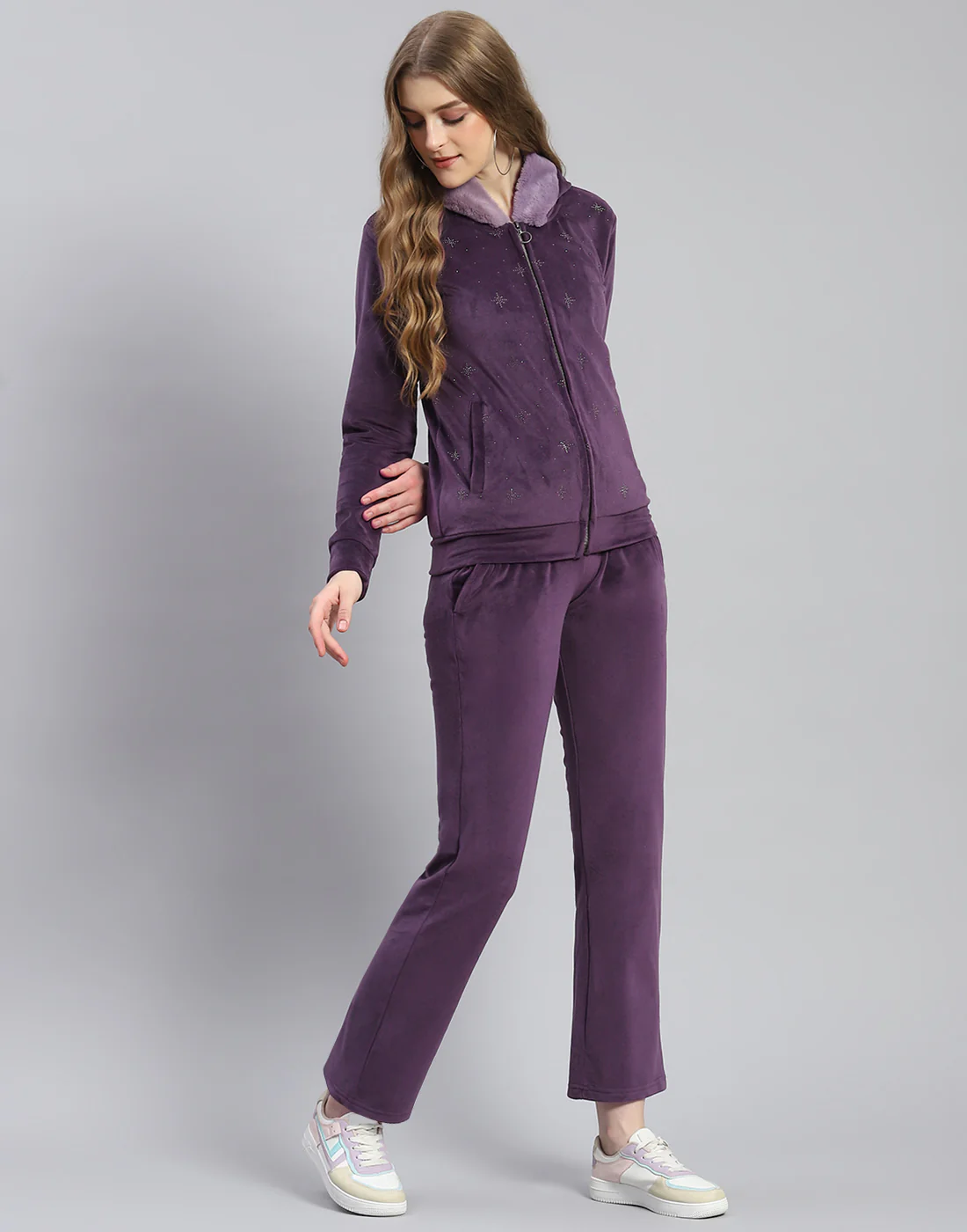 Women Purple Solid Hooded Full Sleeve Tracksuit - Image 4