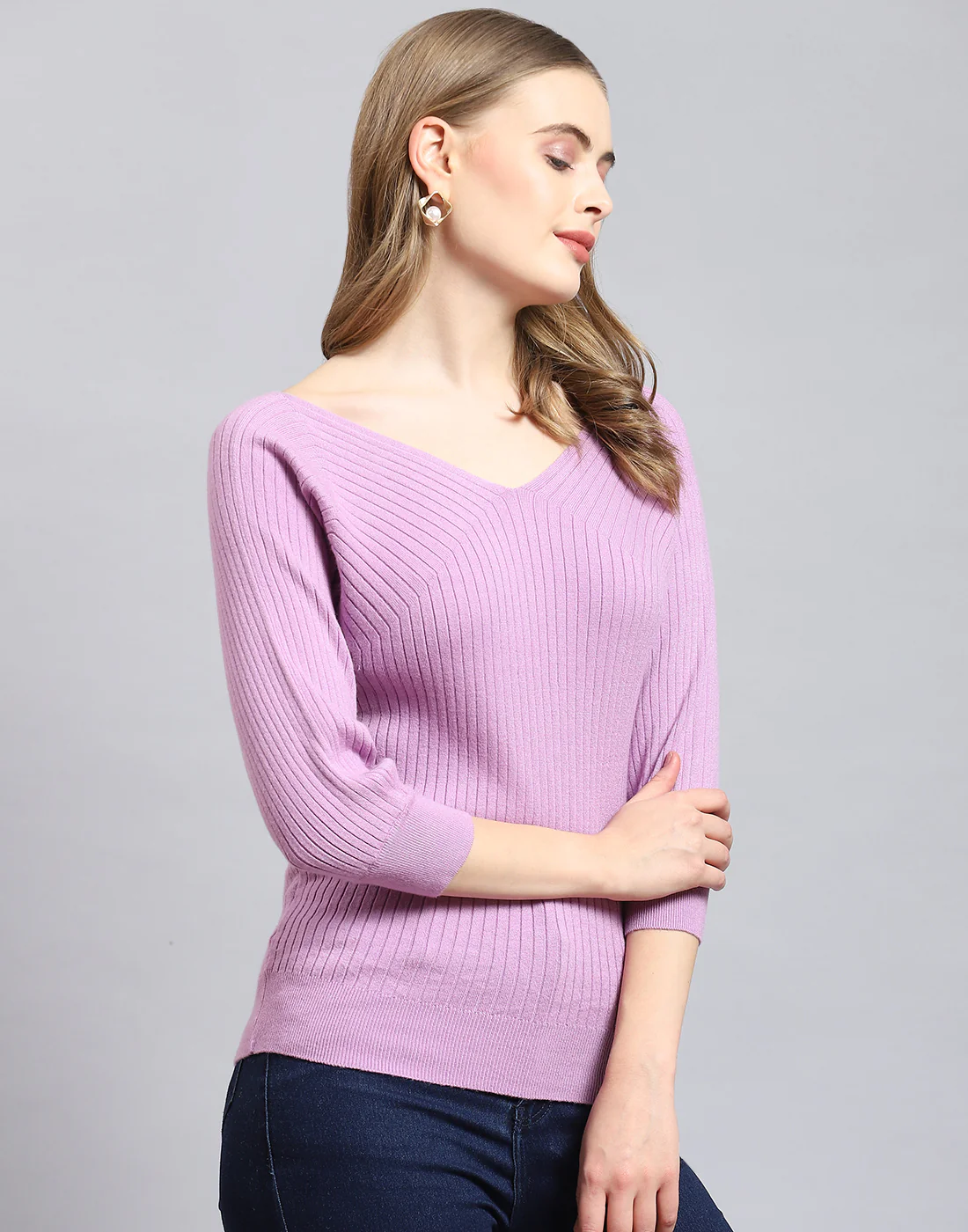 Women Purple Solid V Neck 3/4 Sleeve Top - Image 5