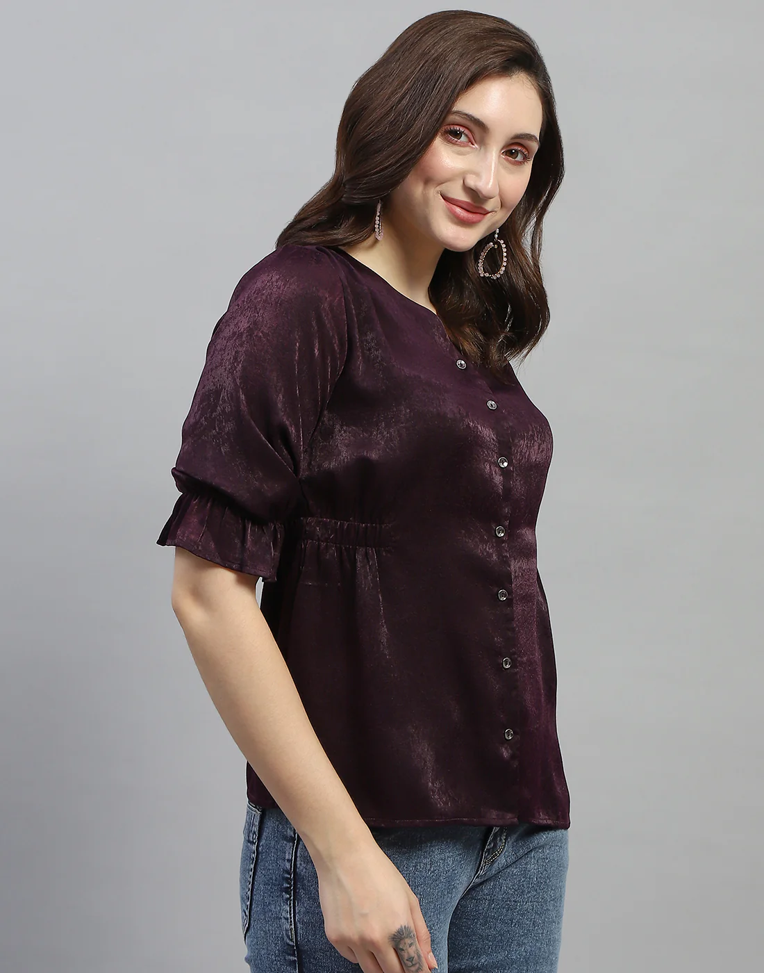 Women Purple Solid V Neck 3/4 Sleeve Top - Image 4