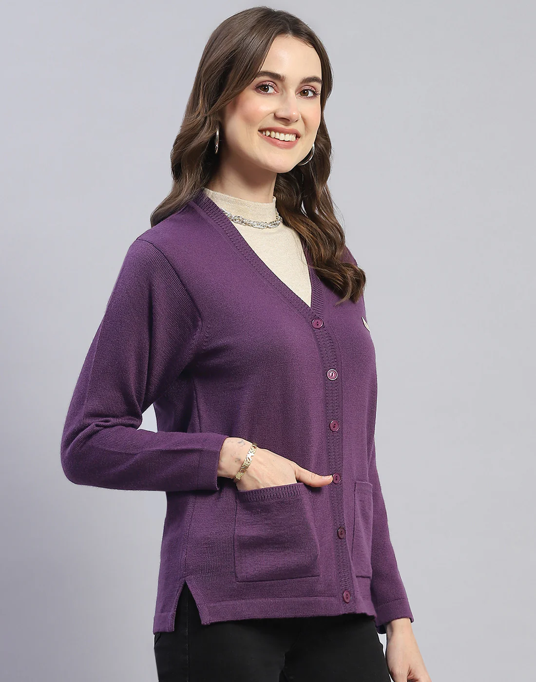Women Purple Solid V Neck Full Sleeve Cardigan - Image 4