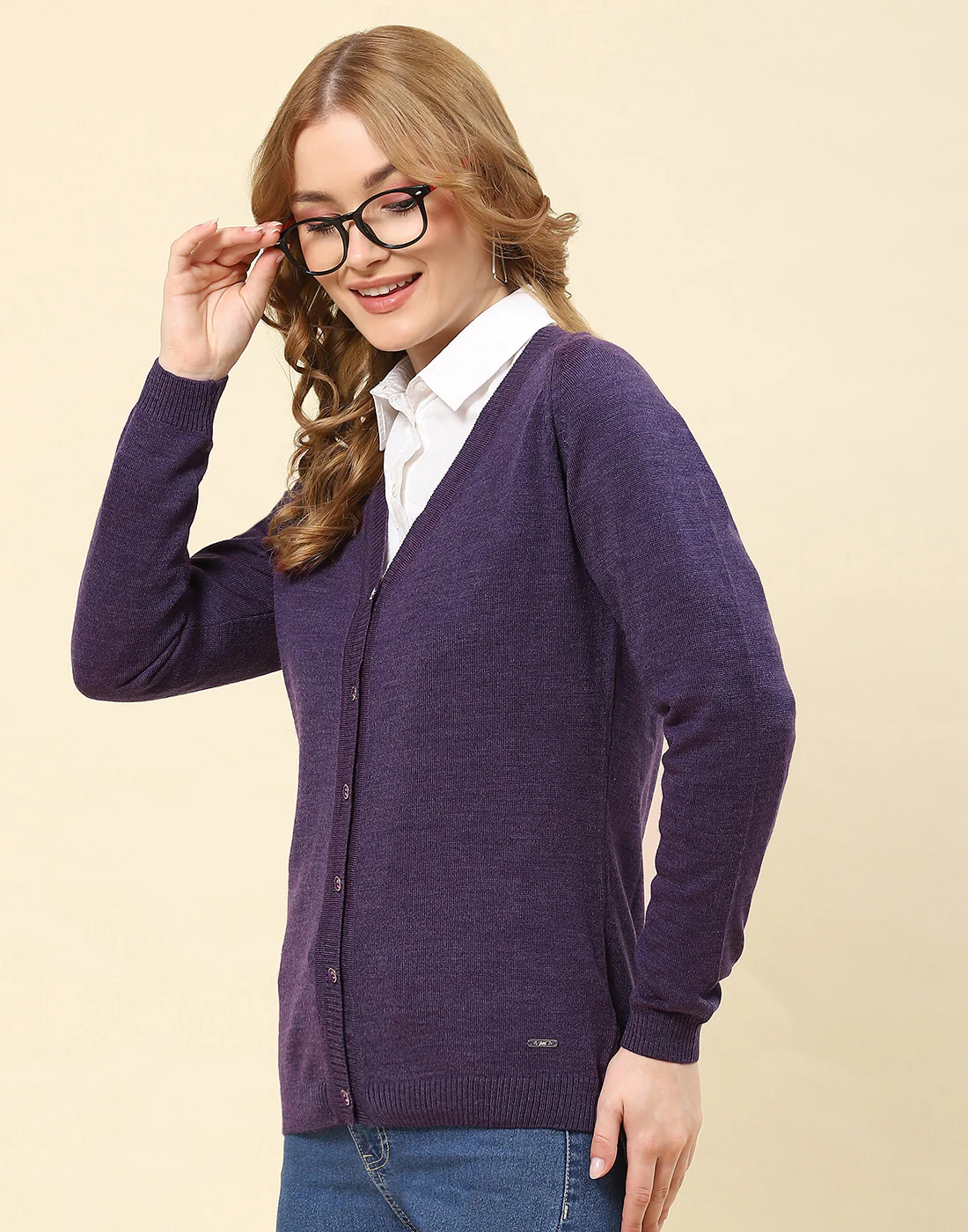 Women Purple Solid V Neck Full Sleeve Cardigan - Image 3