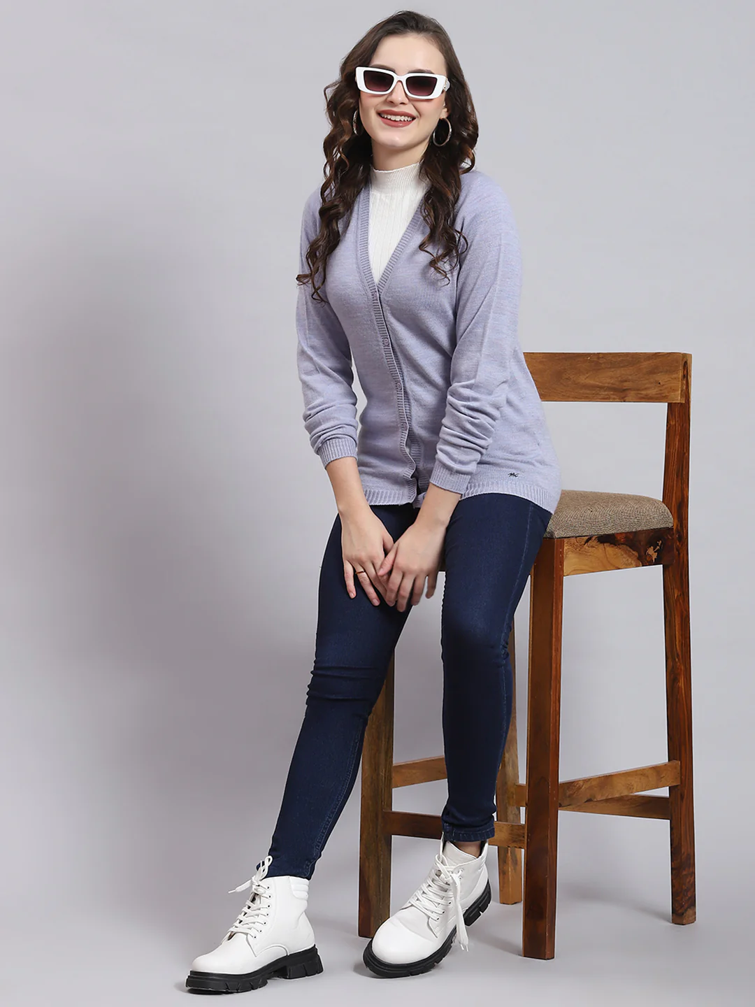Women Purple Solid V Neck Full Sleeve Cardigan - Image 2