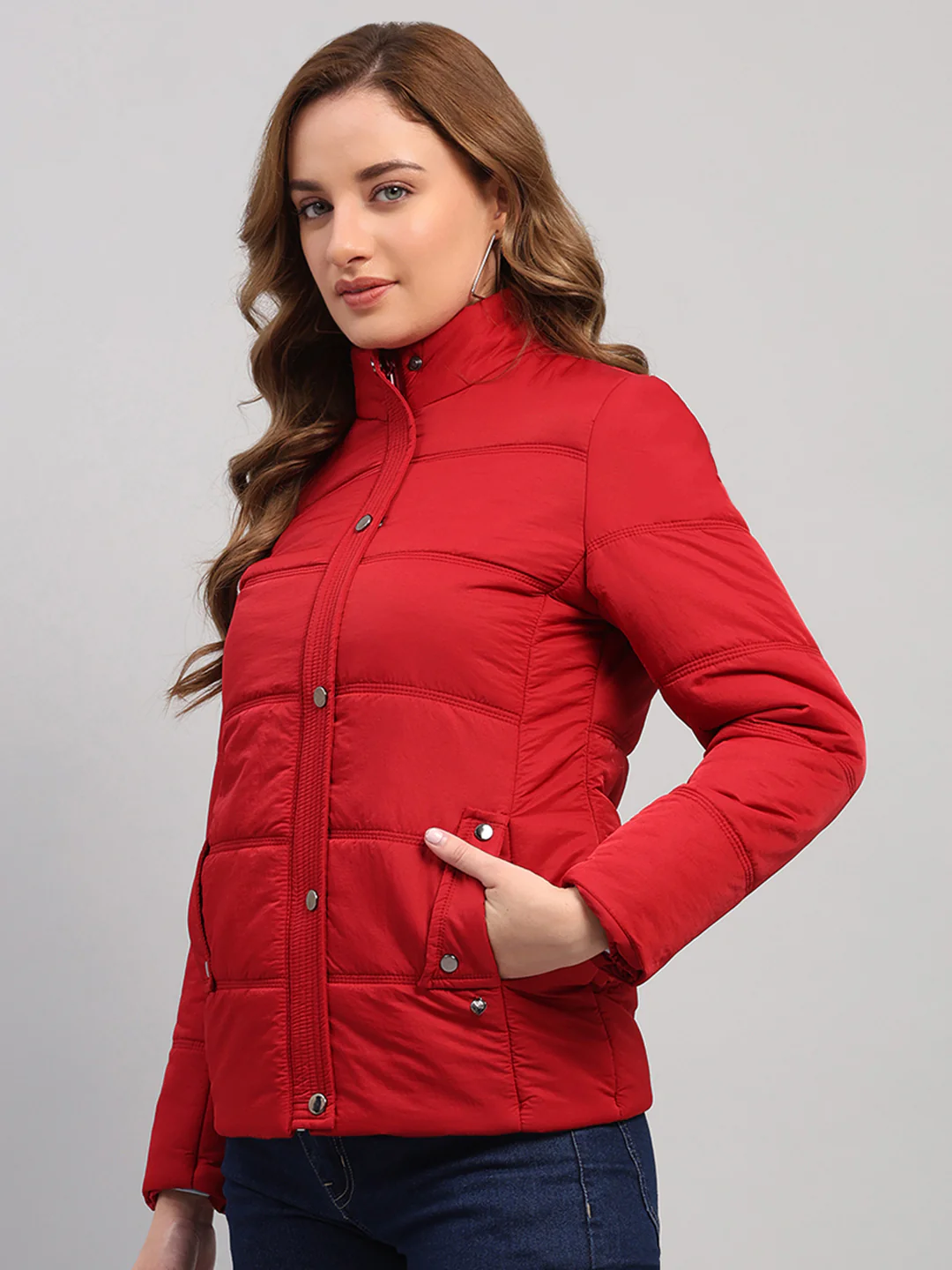 Women Red Solid Collar Full Sleeve Jacket - Image 3