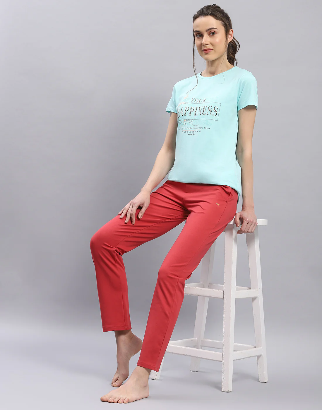 Women Red Solid Regular Fit Lower - Image 2
