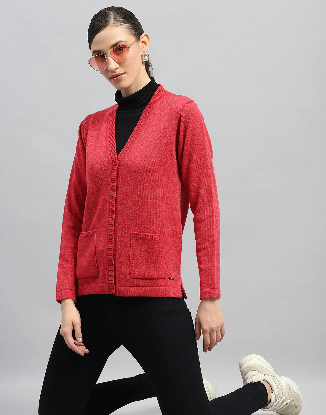 Women Red Solid V Neck Full Sleeve Cardigan - Image 6