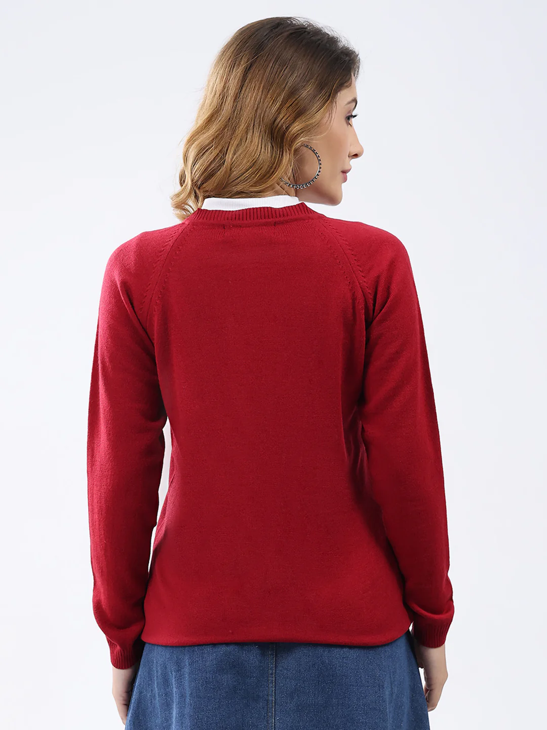 Women Red Solid V Neck Full Sleeve Cardigan - Image 5