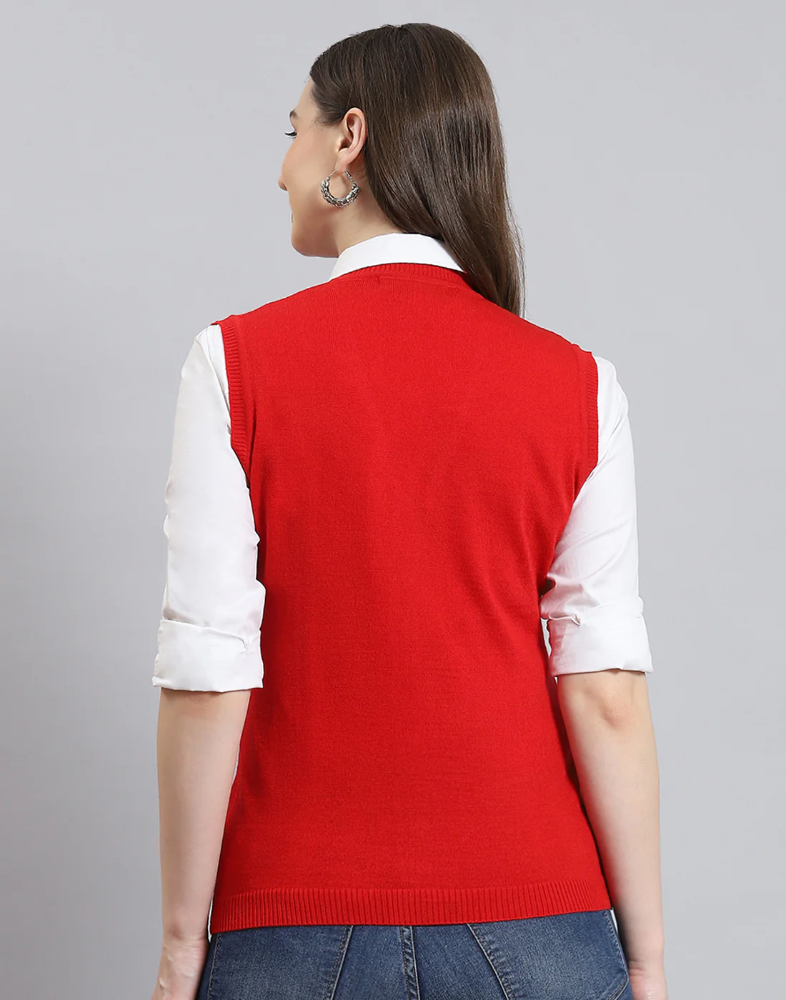 Women Red Solid V Neck Sleeveless Cardigan - Image 6