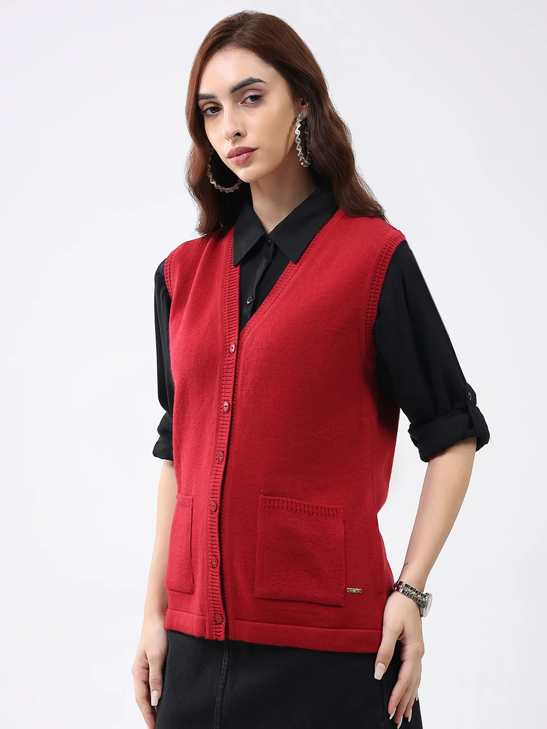 Women Red Solid V Neck Sleeveless Cardigan - Image 3