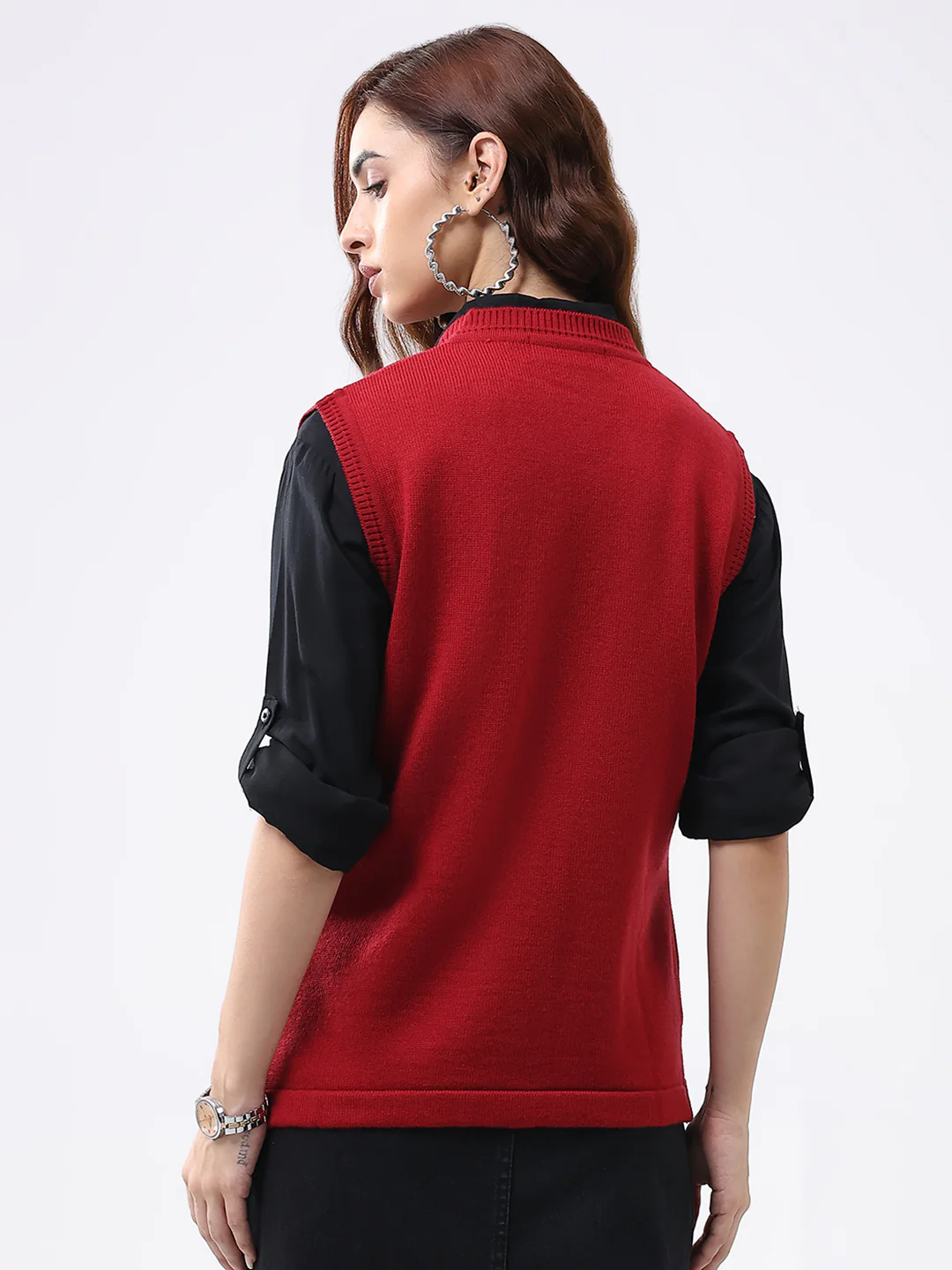 Women Red Solid V Neck Sleeveless Cardigan - Image 5
