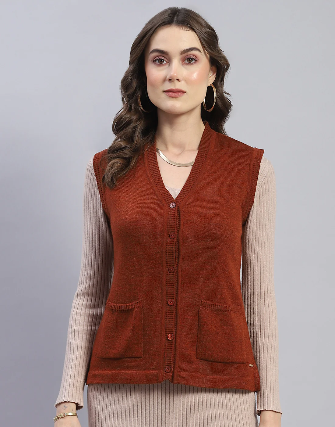 Women Rust Solid V Neck Sleeveless Cardigan - Image 2