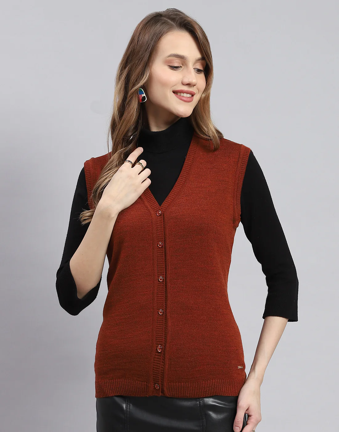 Women Rust Solid V Neck Sleeveless Cardigans - Image 2