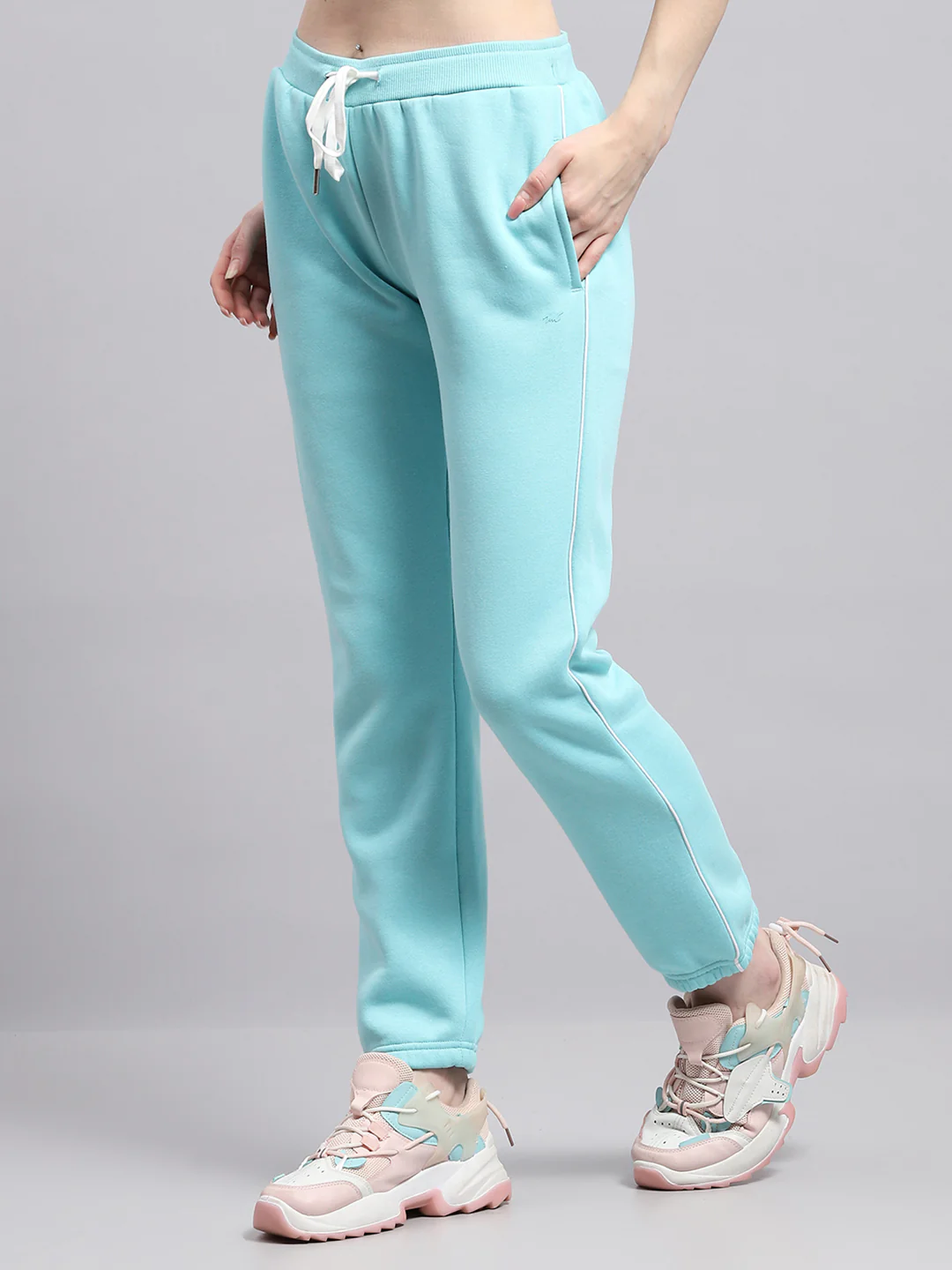 Women Sky Blue Printed Hooded Full Sleeve Tracksuit - Image 7