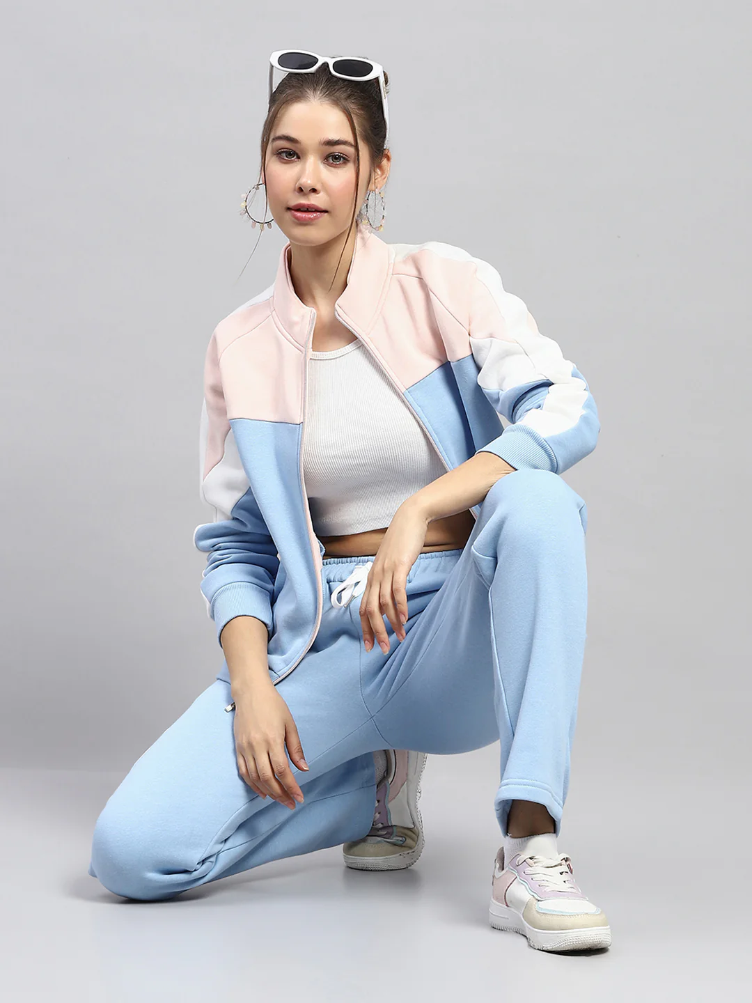 Women Sky Blue Solid Mock Neck Full Sleeve Tracksuit - Image 2