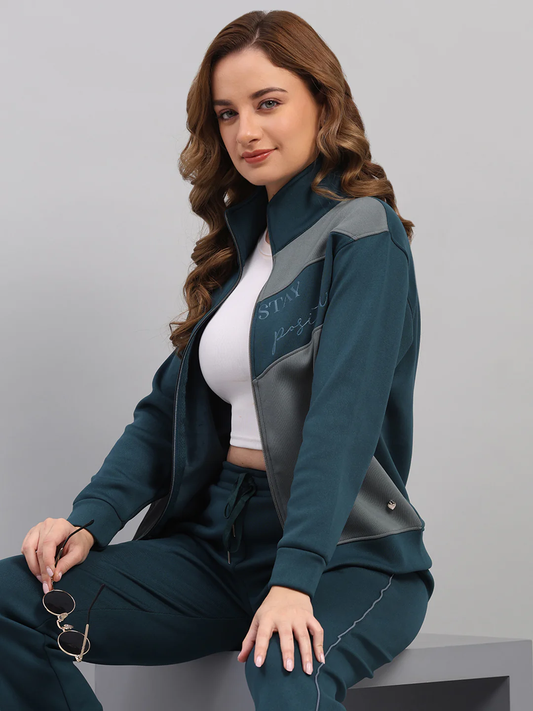 Women Teal Blue Printed Mock Neck Full Sleeve Winter Tracksuit - Image 6