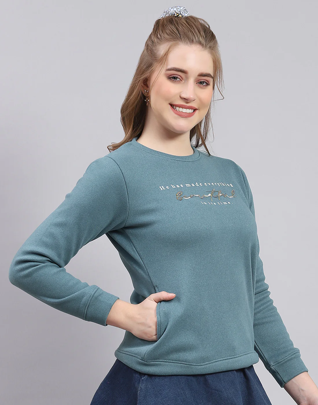 Women Teal Blue Printed Round Neck Full Sleeve Sweatshirt - Image 5