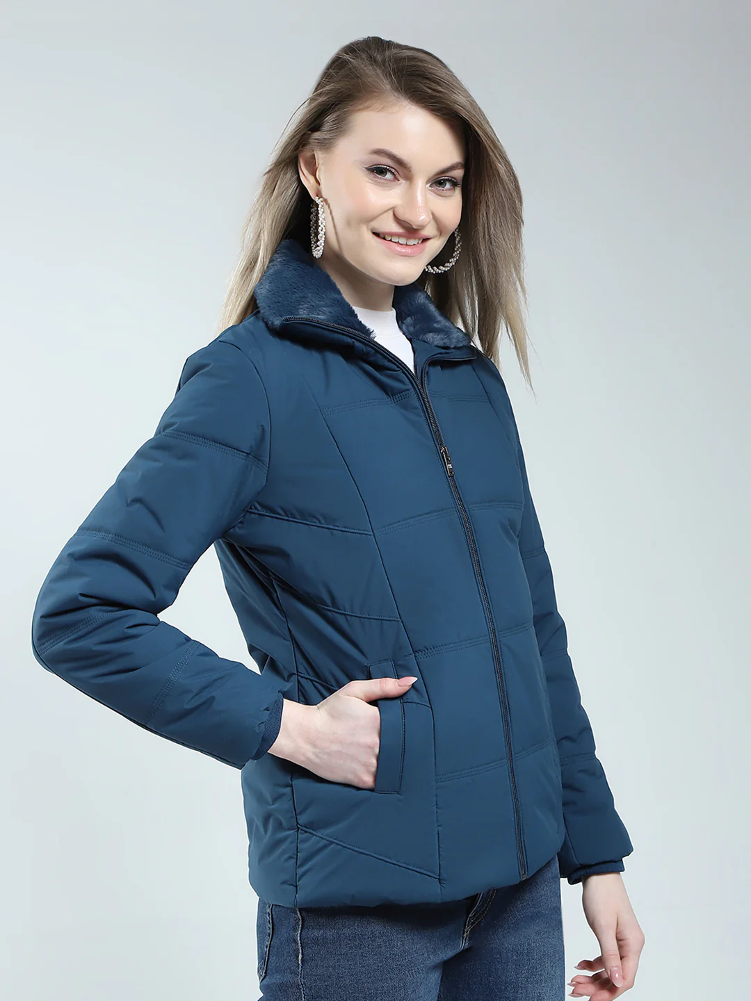 Women Teal Blue Solid Collar Full Sleeve Jacket - Image 4