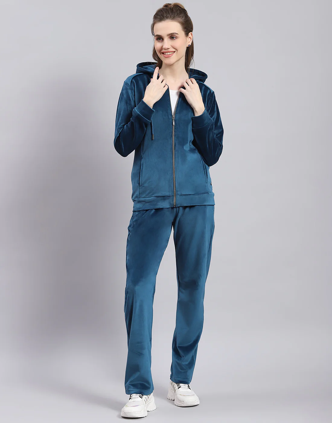 Women Teal Blue Solid Hooded Full Sleeve Tracksuit - Image 2