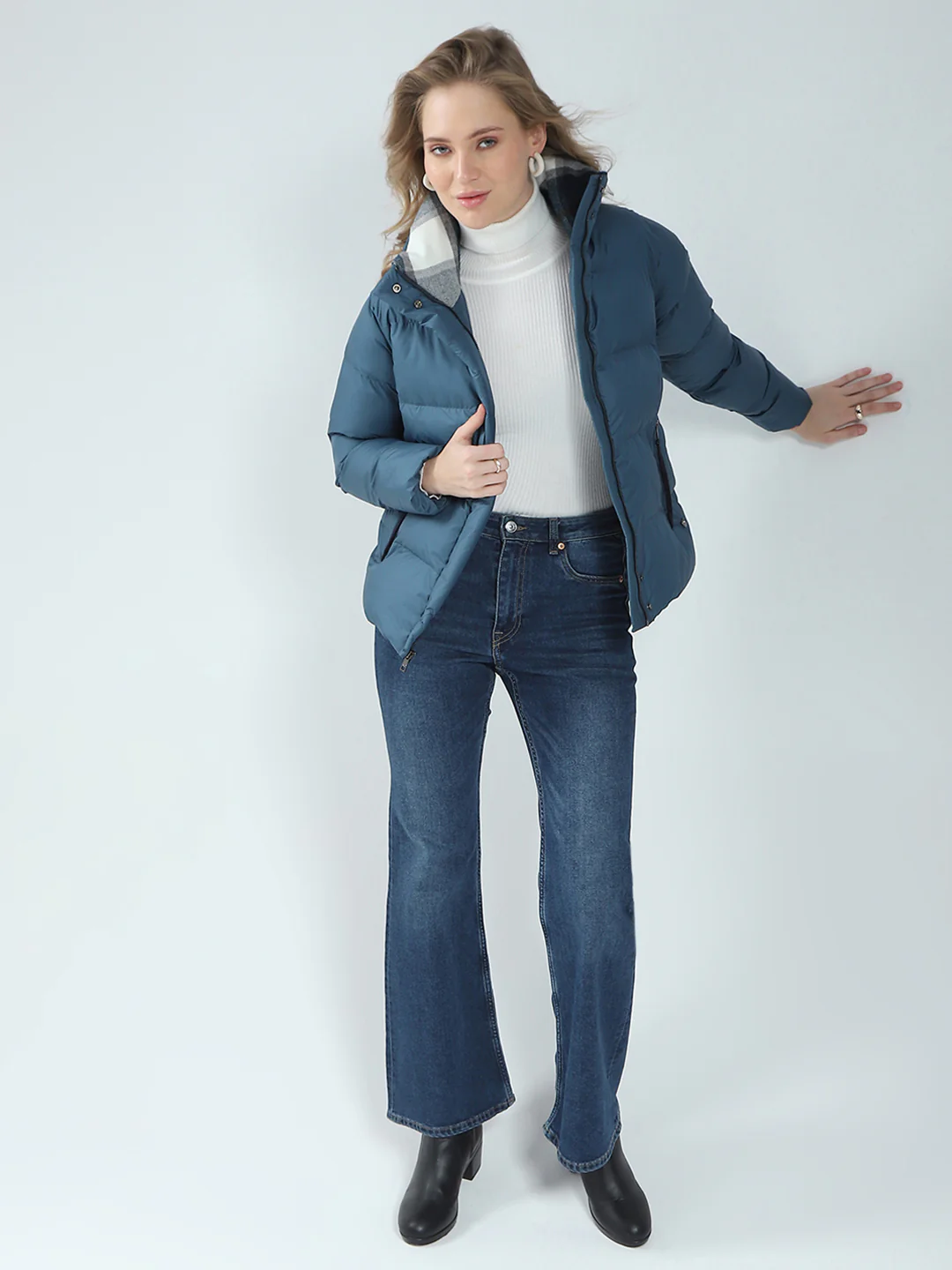 Women Teal Blue Solid Mock Neck Full Sleeve Jacket - Image 2